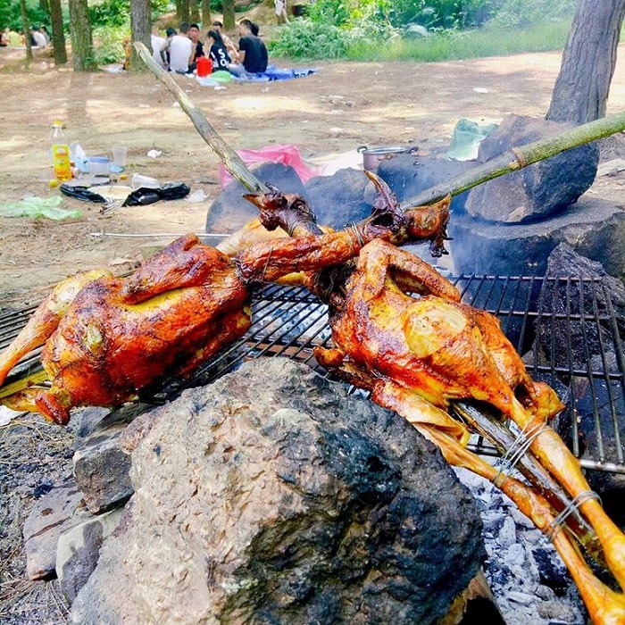 điểm du lịch ở Sóc Sơn - cắm trại nướng đồ ở núi Hàm Lợn