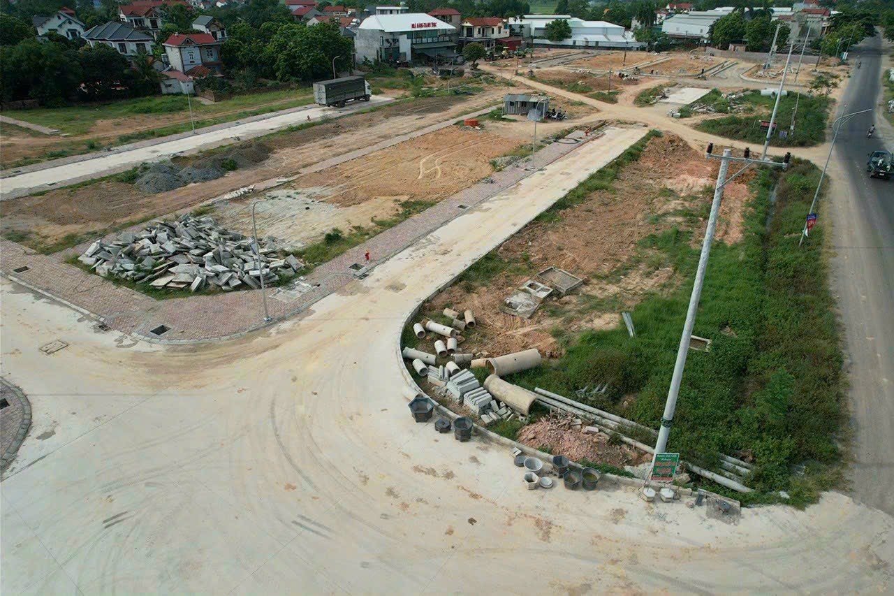 ảnh chụo trên cao khu đấu giá đất hiền ninh sóc sơn đang hoàn thiện nốt hạ tầng